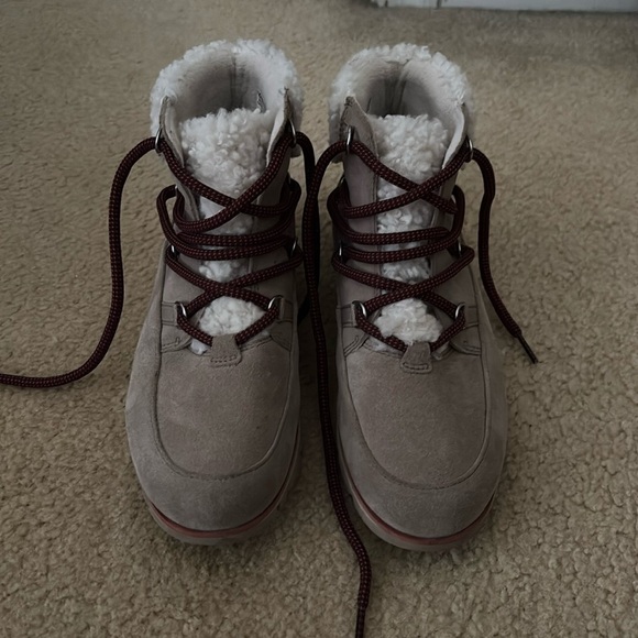 Sorel Shoes - Sorel women’s Harlow lace cozy boots
